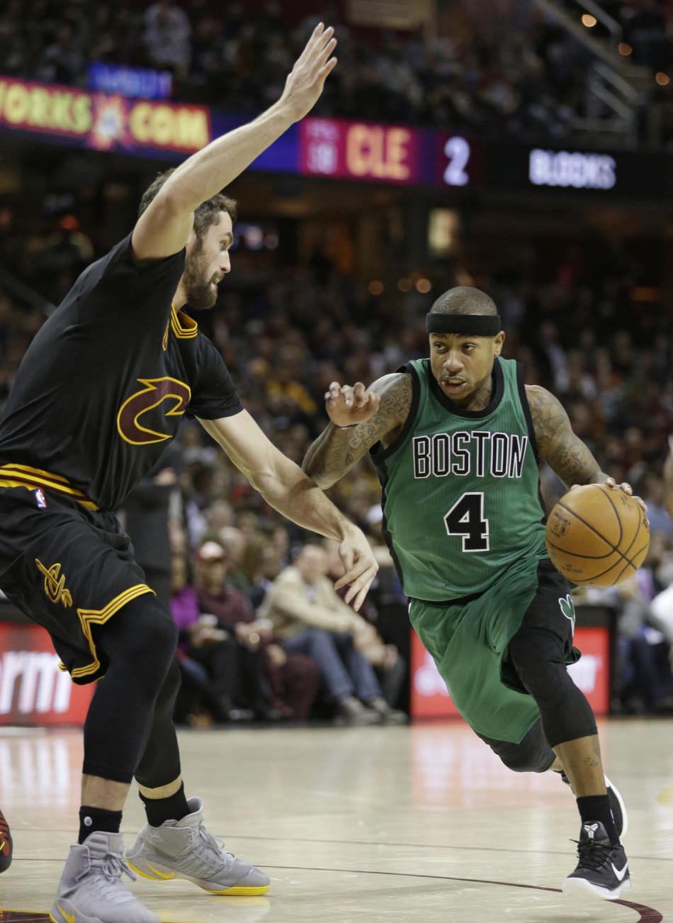 的跑位让伊 的跑位让伊